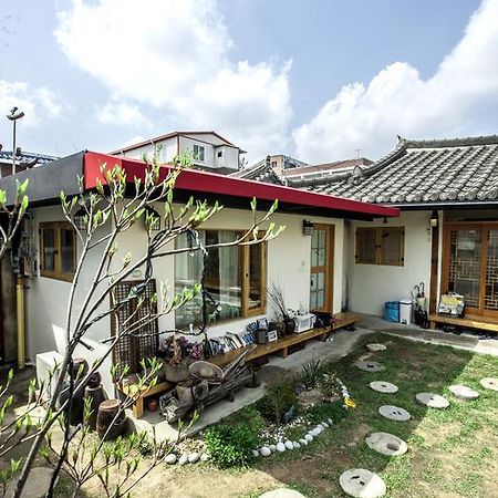Jeonju Indigo Hanok Guesthouse Dış mekan fotoğraf