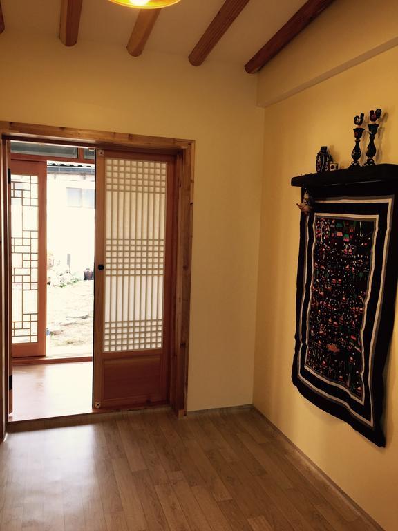 Jeonju Indigo Hanok Guesthouse Oda fotoğraf