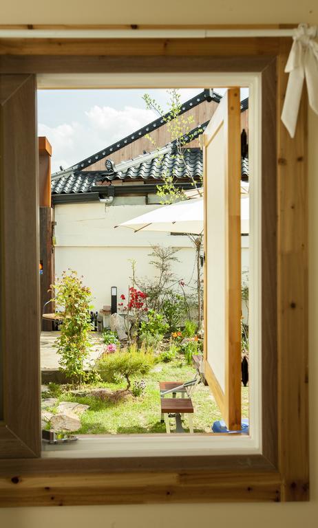 Jeonju Indigo Hanok Guesthouse Dış mekan fotoğraf