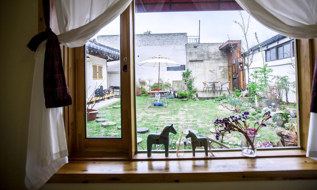 Jeonju Indigo Hanok Guesthouse Dış mekan fotoğraf